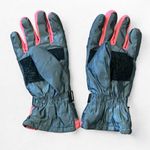 Mossy Oak Gray Pink Hunting Snow Gloves Photo 0