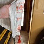 Wrangler  WOMEN'S EMBROIDERED TASSEL OFF SHOULDER TOP WHITE ORANGE SIZE MEDIUM Photo 9