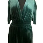 Faeriesty Elegant Green Velvet Maxi Tiered A Line Plus Size Dress Photo 6