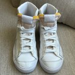 Nike blazer Mid 77 Classic White High-Tops women's size 7 Photo 2