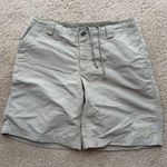 The North Face The TNF  khaki short hiking walking nylon 9 inch shorts size 4 Photo 0