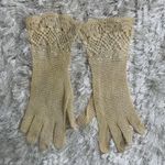 50s 60s Cream White Gloves Crochet Gauntlet Shape OSFM Photo 0