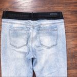 BLANK NYC • The Great Jones two tone skinny jeans high rise Aquarius wash black Photo 11