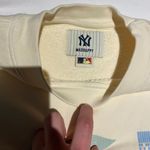 Madhappy New York Yankees Crewneck Photo 7