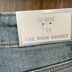 Tinseltown NWT Distressed Light Blue Mom Relaxed High Rise Shorts, size 0 Photo 2