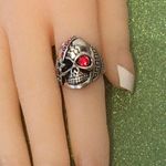 Pirate Skull Ring, Size 9 🏴‍☠️ Silver Photo 1