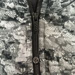 Lululemon scuba hoodie in masked lace starlight size 4 Photo 2