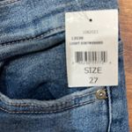 DL1961 NWT Mara Straight Mid-Rise Instasculpt Ankle in Light Distressed Size 27 Photo 4