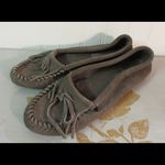 Minnetonka moccasins Kitty suede gray sz 8 Photo 1