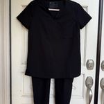FIGS  Technical Collection Black Scrub Set Top and Zamora Jogger Bottoms Size XS Photo 0