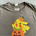 Pokémon Pokemon Pikachu Women’s T-shirt Halloween Themed Gray Size Medium Photo 1