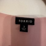 Torrid  Women's Plus Size 3XL‎ Pink Lace V-Neck Long Sleeve Top Blouse Photo 3