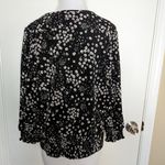 Karl Lagerfeld  Black and White Floral Blouse NWOT Photo 15