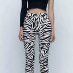 Zebra print high waisted pants medium Black Photo 0