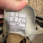 Dr. Martens White‎ Lace Up  White Leather Boots Size 7 EUC Photo 5