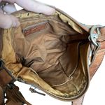 Fossil VTG  Genuine Leather Brown Crossbody Bag Tan Satchel Zip-Top Key Charm Y2K Photo 6