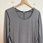 Lululemon - Yogini 5 Year Long Sleeve Tee Athletic Yoga Running Gym Workout Shirt Photo 3