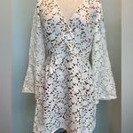 Monique Lhuillier  Lazercut Bell Sleeve fit and flare white dress size 10 Photo 0
