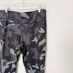 Athleta [] Gray Camo High Rise Contender Powerlift 7/8 Leggings Sz Large Tall LT Photo 8
