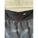 Under Armour Graphic 2.5" Running Shorts Black Gray Size Small Photo 4