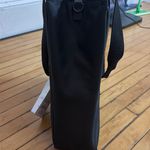 BEIS NWT  North to South Tote in black with shoulder strap Photo 9