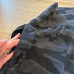 Athleta  Salutation Camo Jogger Pull On Black Size S 627874-00 Photo 2