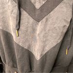 Soft Surroundings  Cropped Hoodie Size xl grey Photo 1