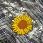 Sephora Dyson Sunflower Pin 🌻 Photo 1