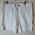 James Perse  White Lounge Shorts Size 4 (XL) 100% Cotton NWT Soft Knit Pull-On Photo 0