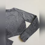Gymshark  Cropped Athletic Sports Top Photo 9