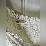 Monteau Los Angeles White And Black Floral Puff Sleeved Smocked Crop Top Photo 4