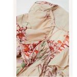 H&M Floral Print Low-cut Neckline Flow Chiffon
Top(Size Medium) Photo 4