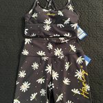 Hurley daisy Athletic two piece outfit biker shorts top sports bra shirt activewear yoga gym Photo 9