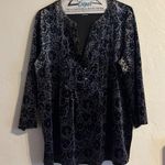 Croft & Barrow  velvet tunic top. Medium. Black & grey. Half button pleated front Photo 1
