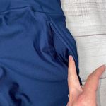 Under Armour women L heatgear compression pull on capri leggings navy blue Photo 9