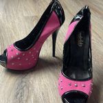 Frederick's of Hollywood Fredrick’s of Hollywood Sexy Y/K Vintage Stiletto Heels Photo 2