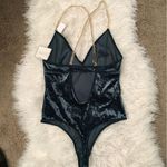 NWT! Green crush soft velvet interchangeable gold chain strap bodysuit Size M Photo 3