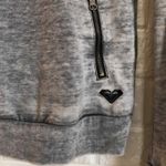 Roxy Gray distressed look hoodie Soft sweatshirt Women’s Juniors Size S Small Photo 3
