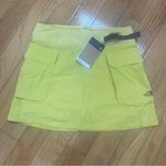 The North Face spring peak hiking skort skirt pockets yellow NWT SZ MEDIUM Photo 3