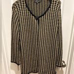 Jones New York  Black and Gold Houndstooth Cardigan size 2X Photo 0