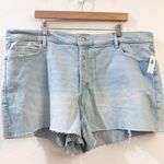Old Navy Higher Hi Rise Sky Hi A-Line Denim Shorts Plus NWT Size 22 Photo 0