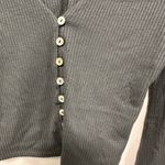 Lulus Lulu’s Green crop top! Hunter green button up bell sleeves women’s size medium! Photo 2