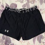 Under Armour Shorts Photo 0