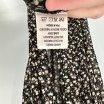 Dizzire Black Floral Short Sleeve V Photo 4