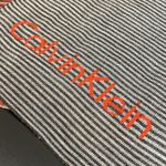 Calvin Klein striped Unisex signature scarf 70x 12, ombre red/grey Photo 2