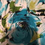 Forever 21 Juniors flower skirt Photo 1