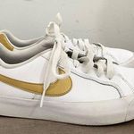 Nike  Court Royals AC Women White/Metallic Gold Size 7 Photo 0