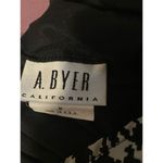 A Byer A. Byer Skirt Med. Photo 3