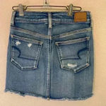 American Eagle  stretch distressed denim skirt sz 4 cowgirlcore concert festival Photo 2