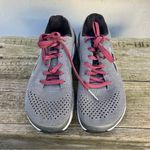 Altra Paradigm 4.5 Gray Maroon Zero Drop Running Shoes Women's 7.5 Photo 1
